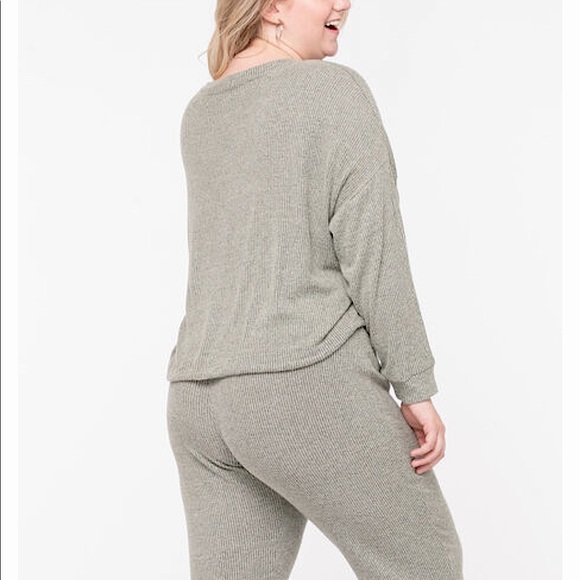 NWT Cozy Dolman Sleeve Ribbed Top - Picture 8 of 14